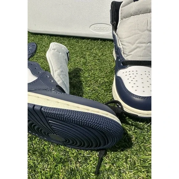 Jordan 1 Midnight Navy Size‎ 5 Men's